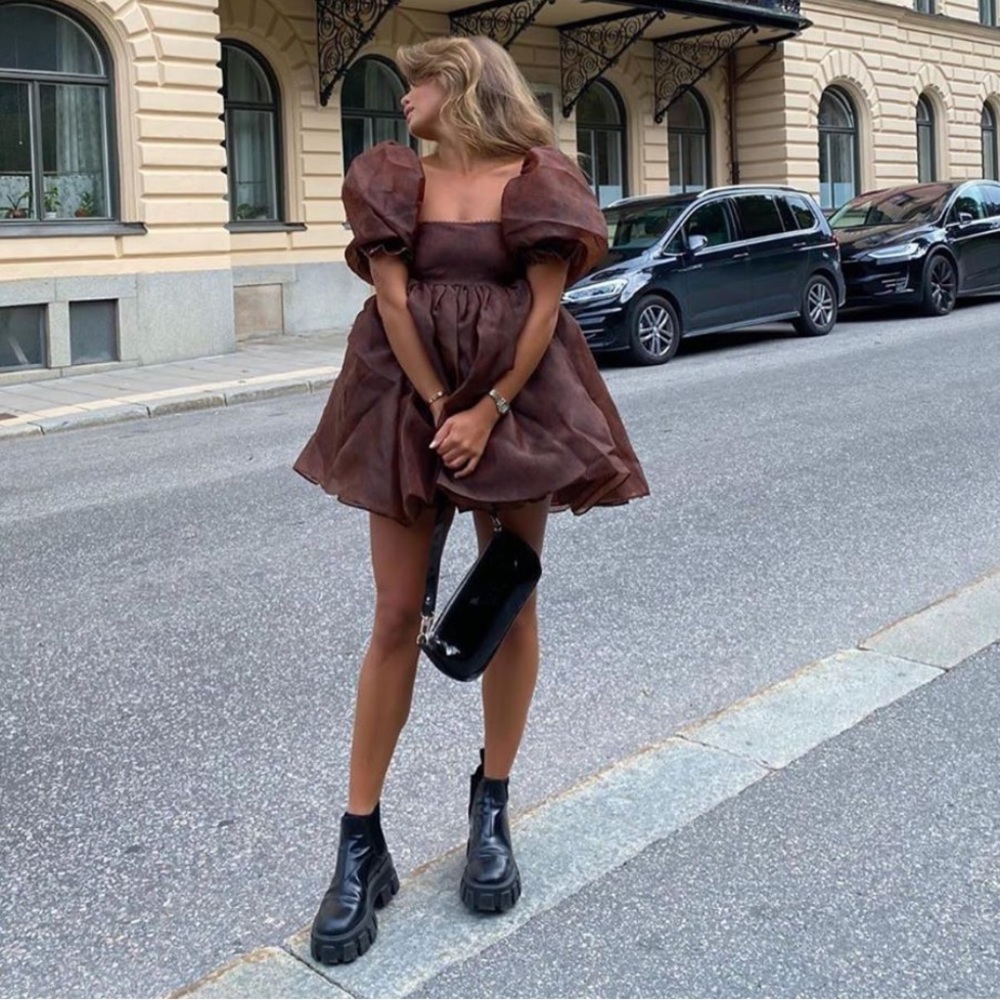 SELKIE | The Chocolate Lace Puff Dress